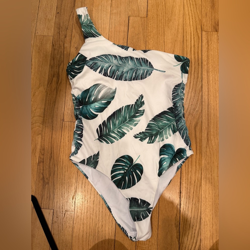 One shoulder one piece size medium NWOT